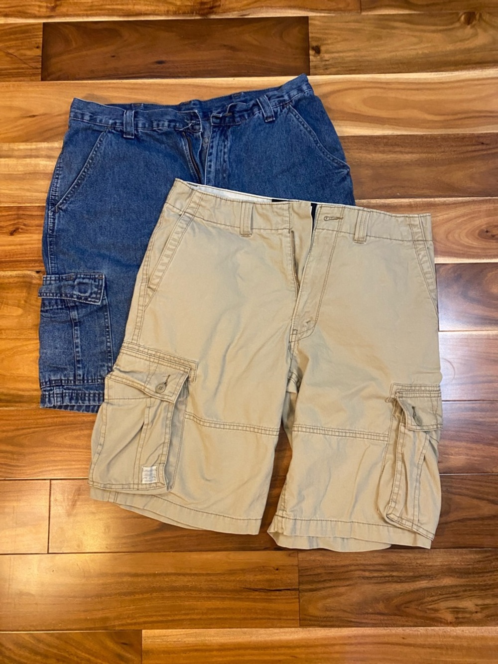 Men's Cargo Shorts - Beige Utility Style